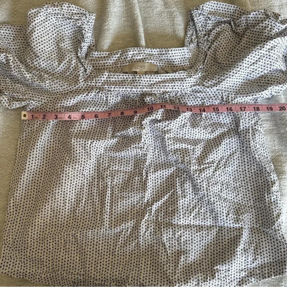 LOFT Star Puff Sleeve Blouse Size M